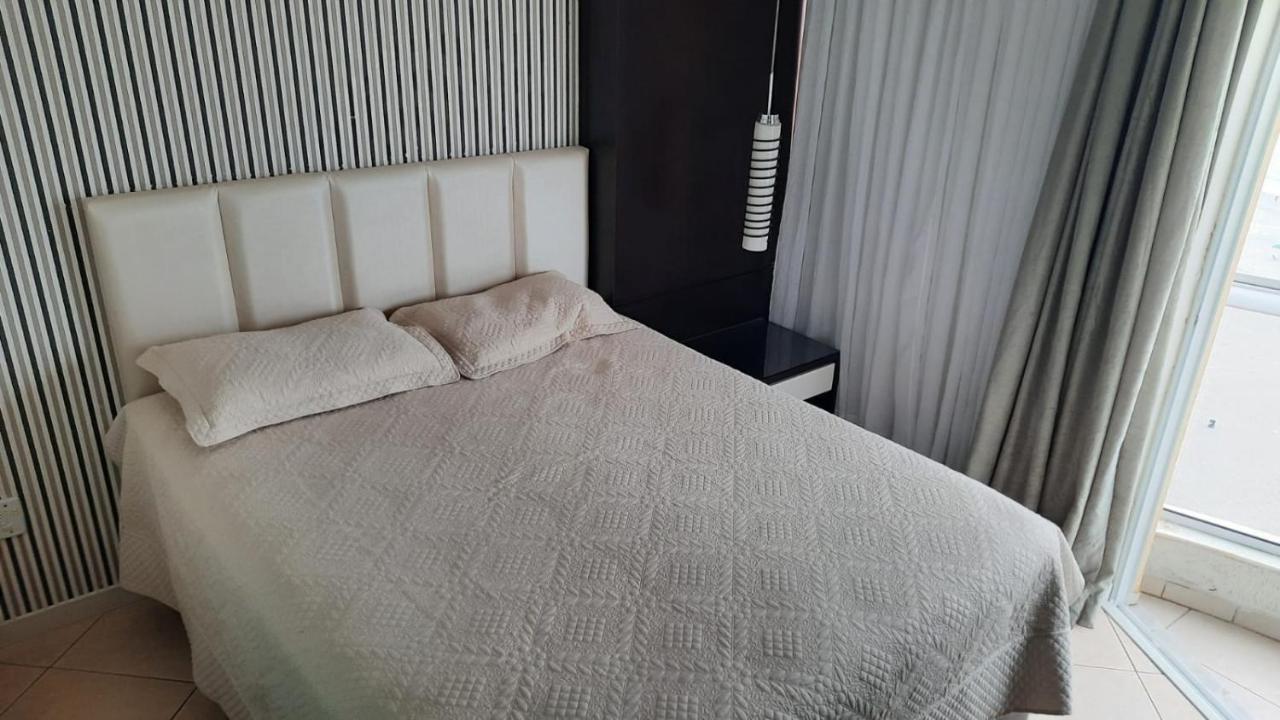 Apto 3 Quartos No Centro A Beira Mar Balneário Camboriú Buitenkant foto